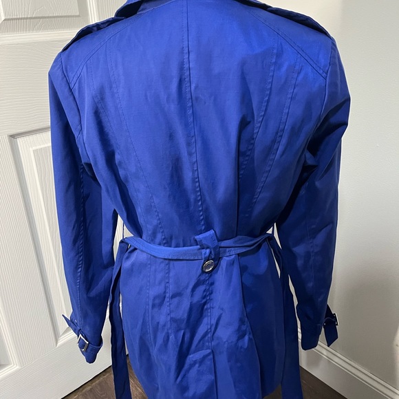 Express Trench Coat - Picture 2 of 3